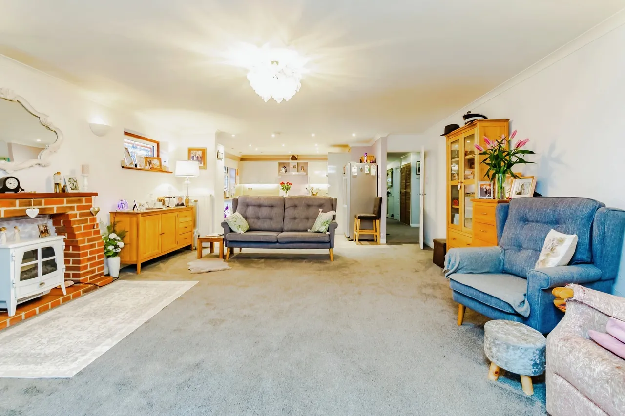 Essendene Road, Caterham, Surrey, CR3, photo 6