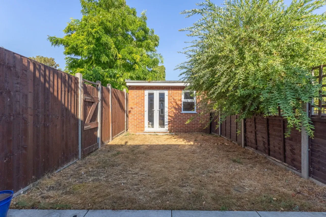 Thorneycroft Close, Walton-on-thames,..., photo 7