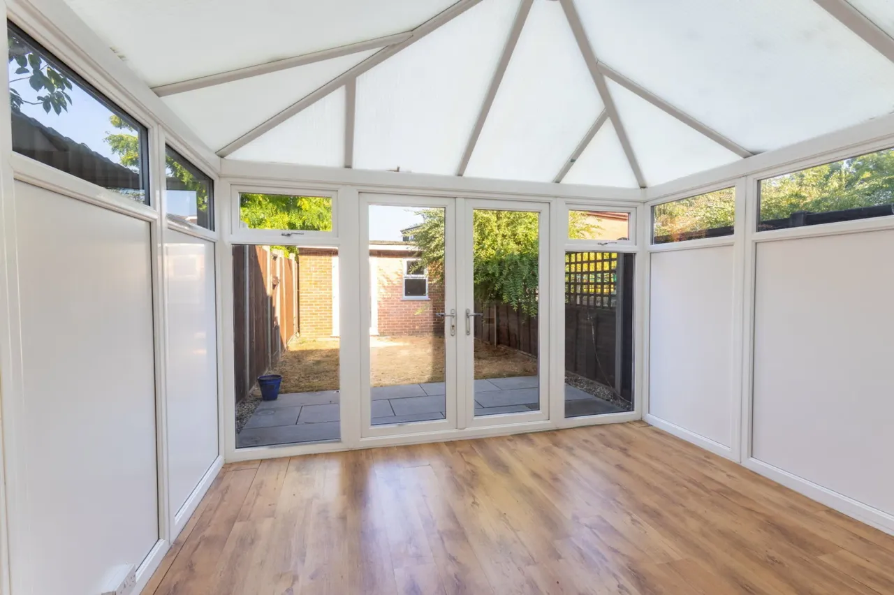 Thorneycroft Close, Walton-on-thames,..., photo 6