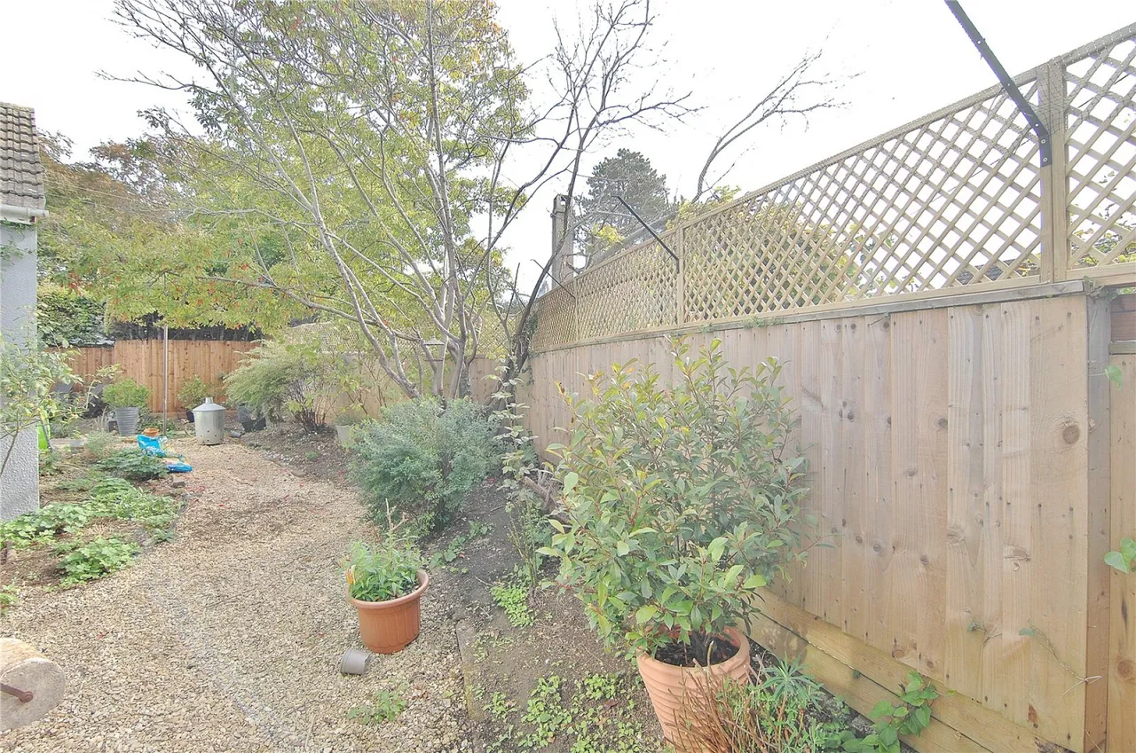 Burcombe, Chalford Hill, GL6, photo 20