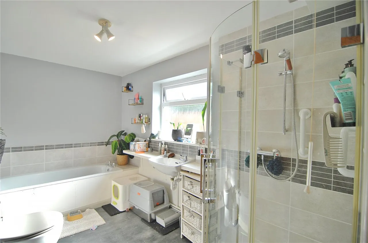 Burcombe, Chalford Hill, GL6, photo 11