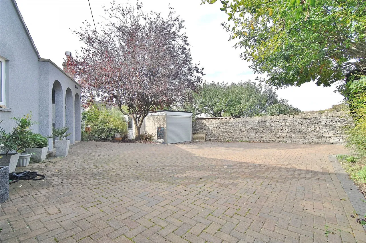 Burcombe, Chalford Hill, GL6, photo 24