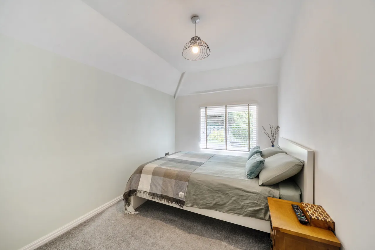 Belle Vue Terrace, Summerhouse Lane, UB9, photo 15