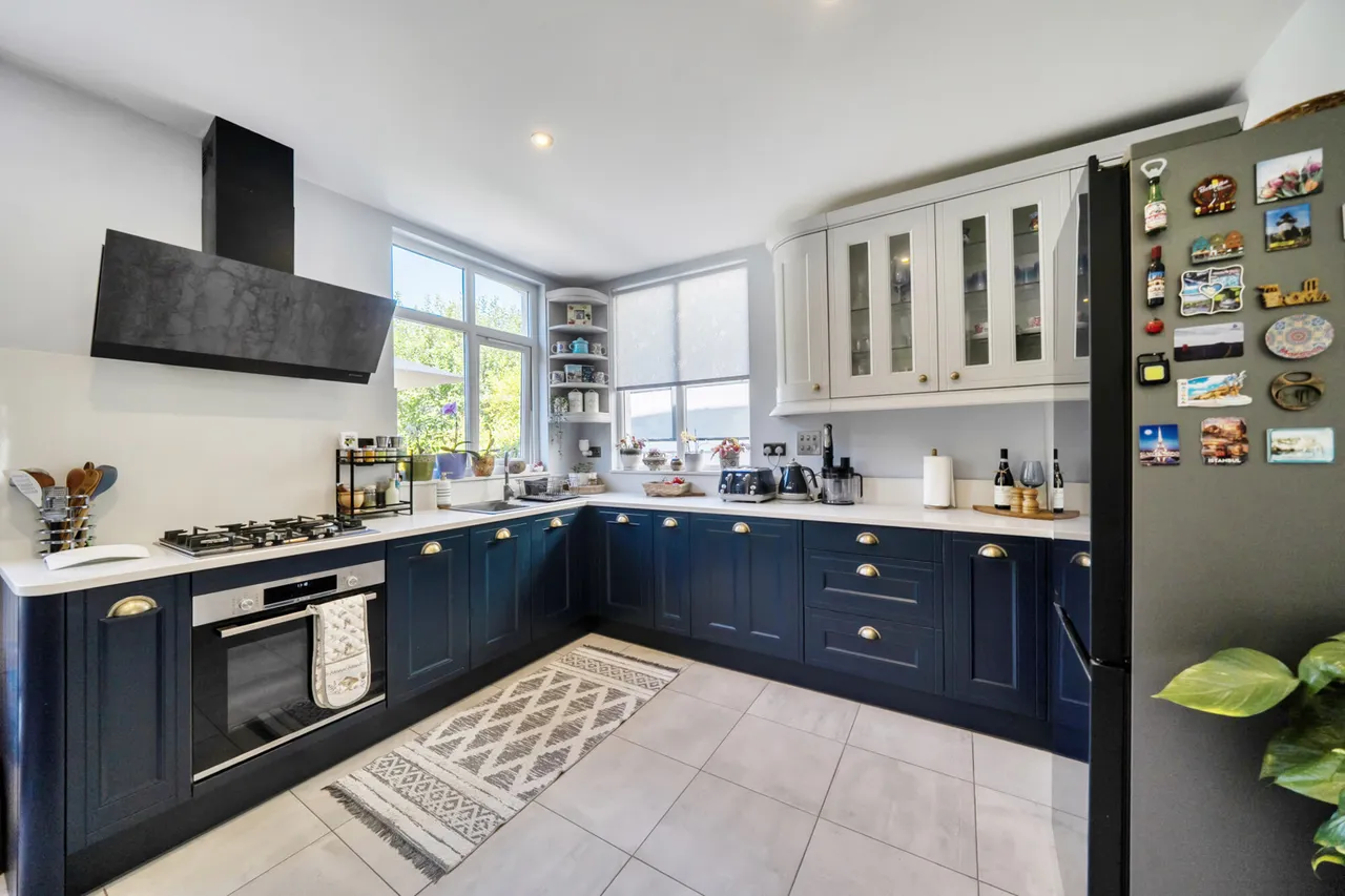 Belle Vue Terrace, Summerhouse Lane, UB9, photo 4