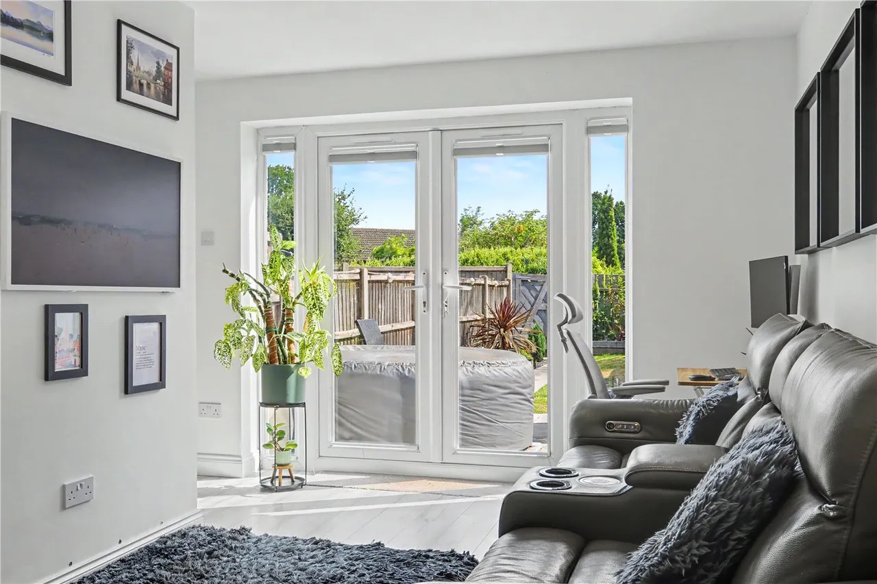 John Drewry Close, Framingham Earl, Norwich, Norfolk, NR14, photo 6