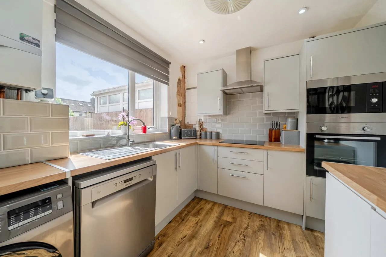 Widecombe Road, SE9, photo 15