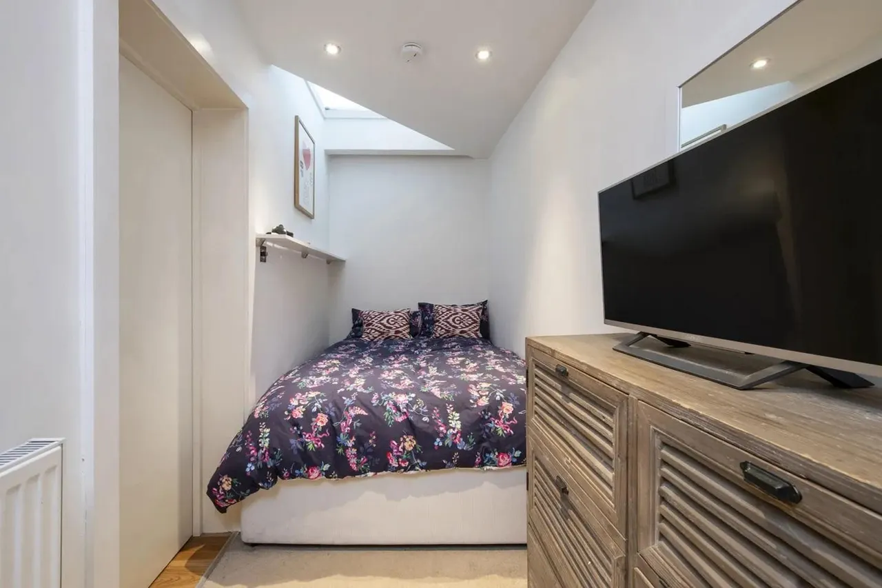 Prince Of Wales Road, London, NW5, photo 8