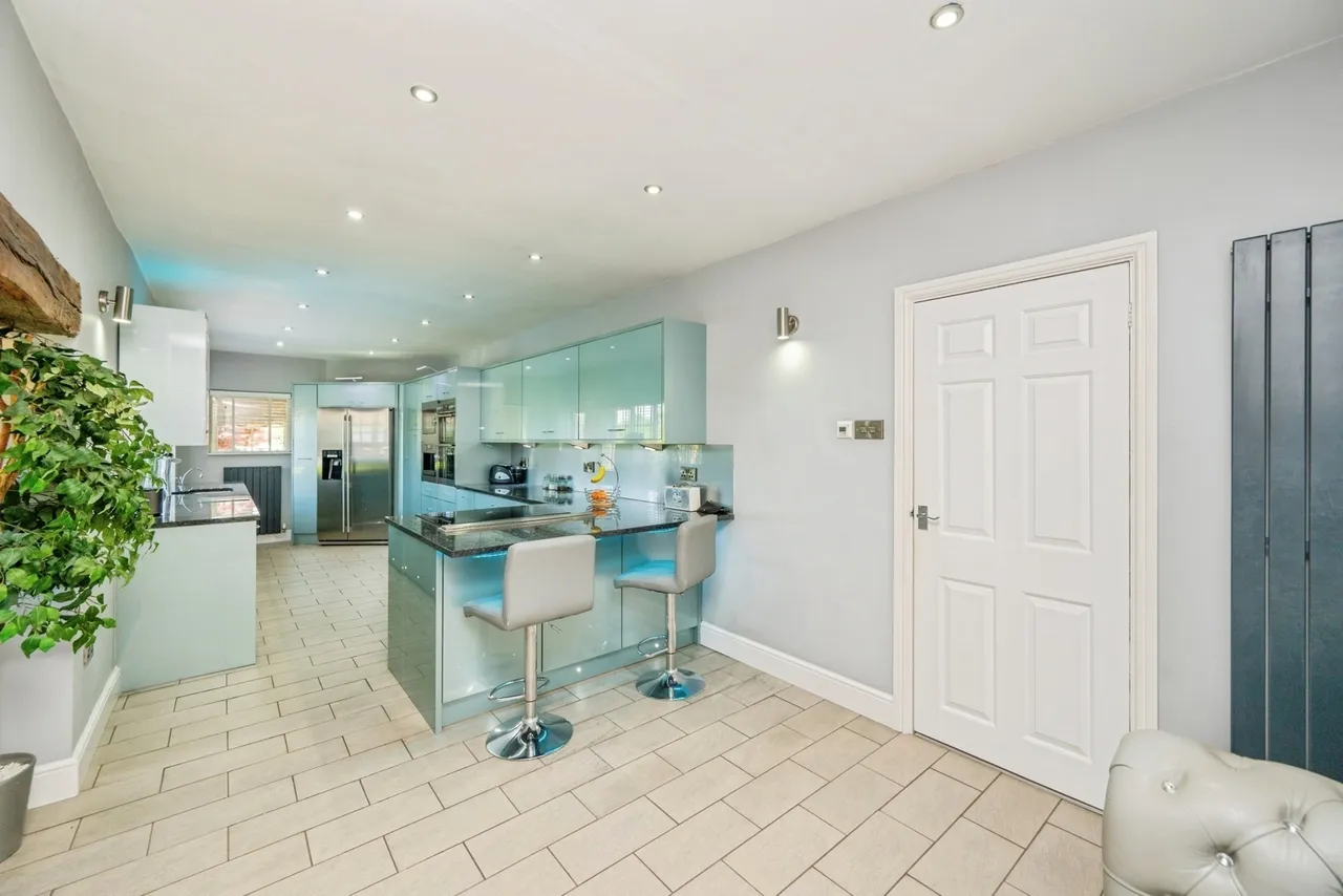 Sutton Road, Mile Oak, Tamworth, Staffordshire, B78, photo 7