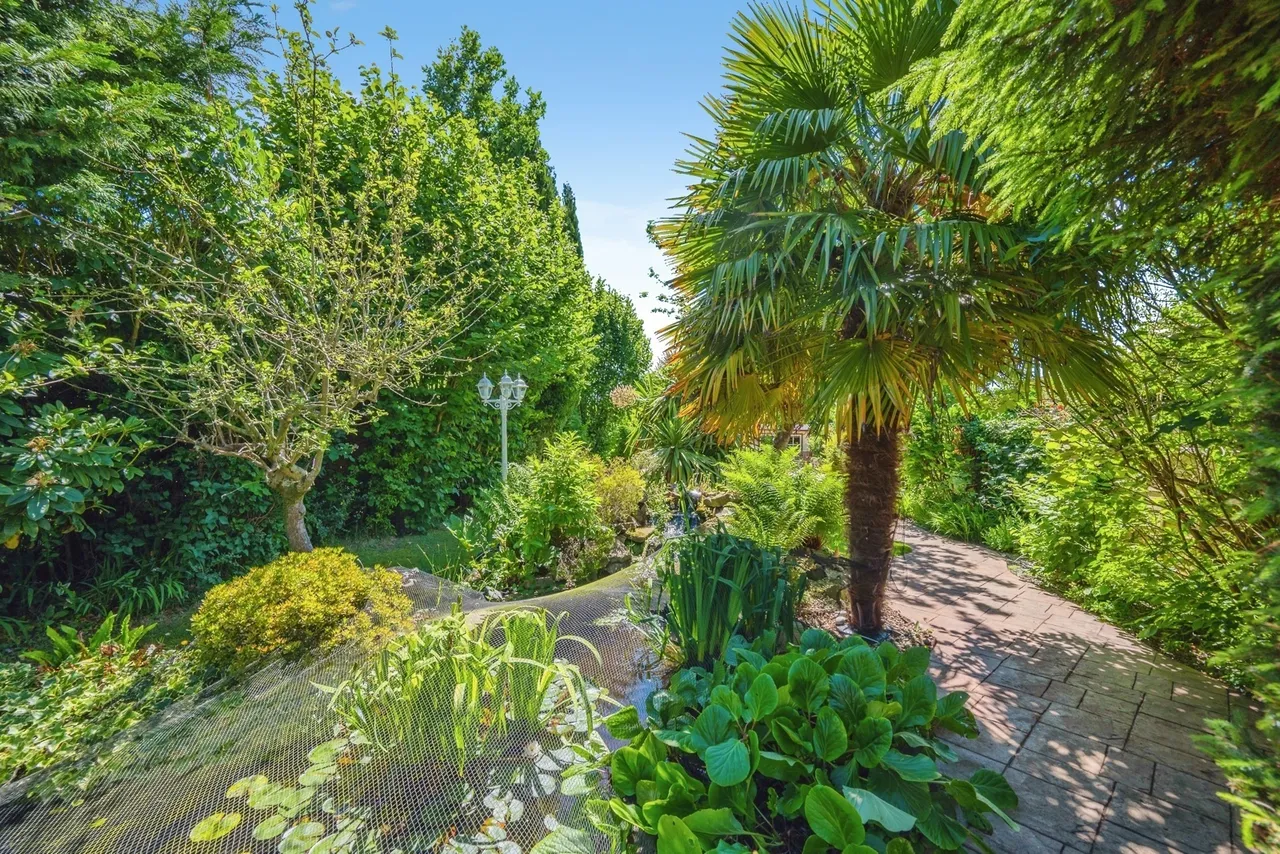 Sutton Road, Mile Oak, Tamworth, Staffordshire, B78, photo 39