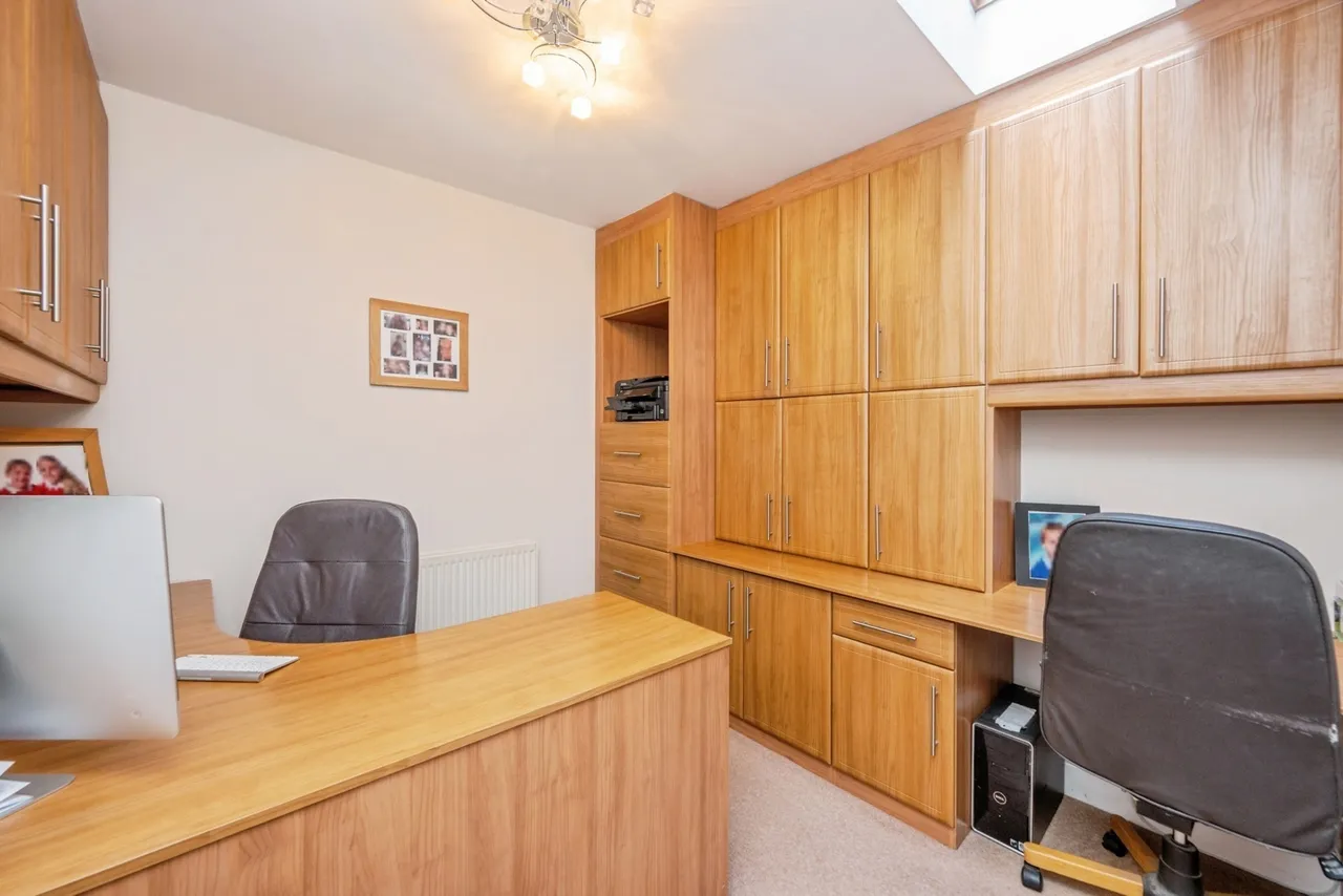 Sutton Road, Mile Oak, Tamworth, Staffordshire, B78, photo 13