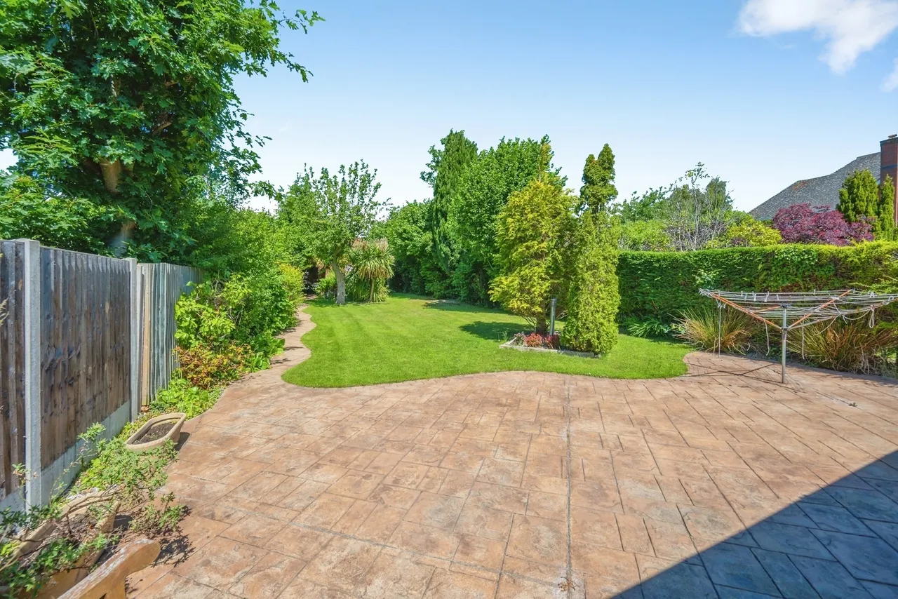 Sutton Road, Mile Oak, Tamworth, Staffordshire, B78, photo 17