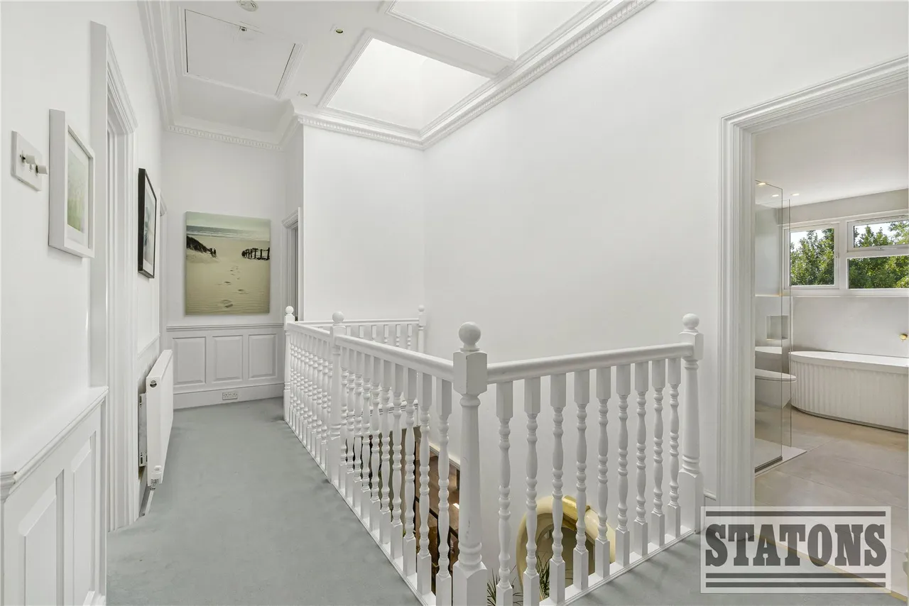 Greenbrook Avenue, Hadley Wood, EN4 0LS, photo 19