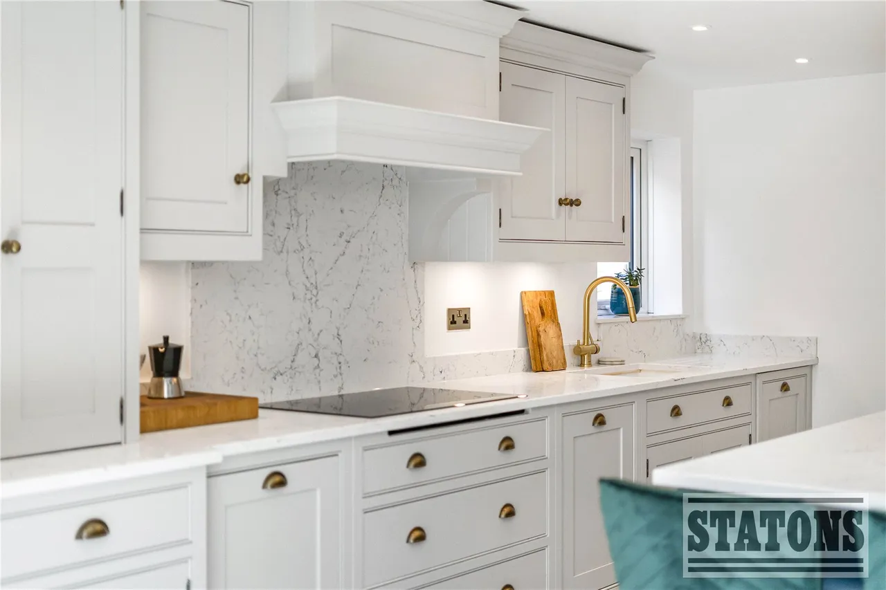 Greenbrook Avenue, Hadley Wood, EN4 0LS, photo 9