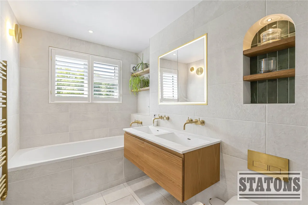 Greenbrook Avenue, Hadley Wood, EN4 0LS, photo 22