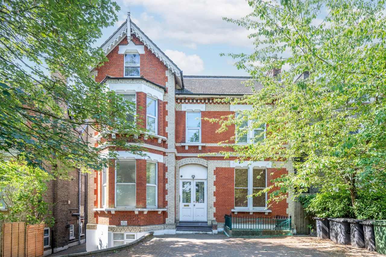 1 bed flat to rent, London, SW2