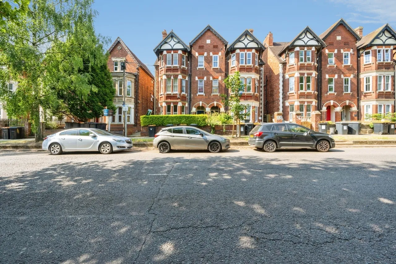 Clapham Road, BEDFORD, Bedfordshire, MK41, photo 14
