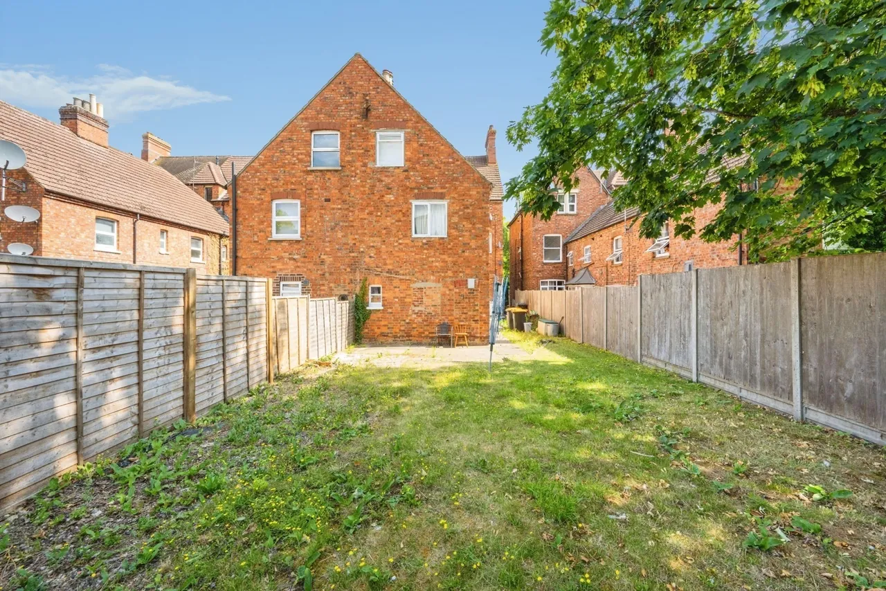 Clapham Road, BEDFORD, Bedfordshire, MK41, photo 9
