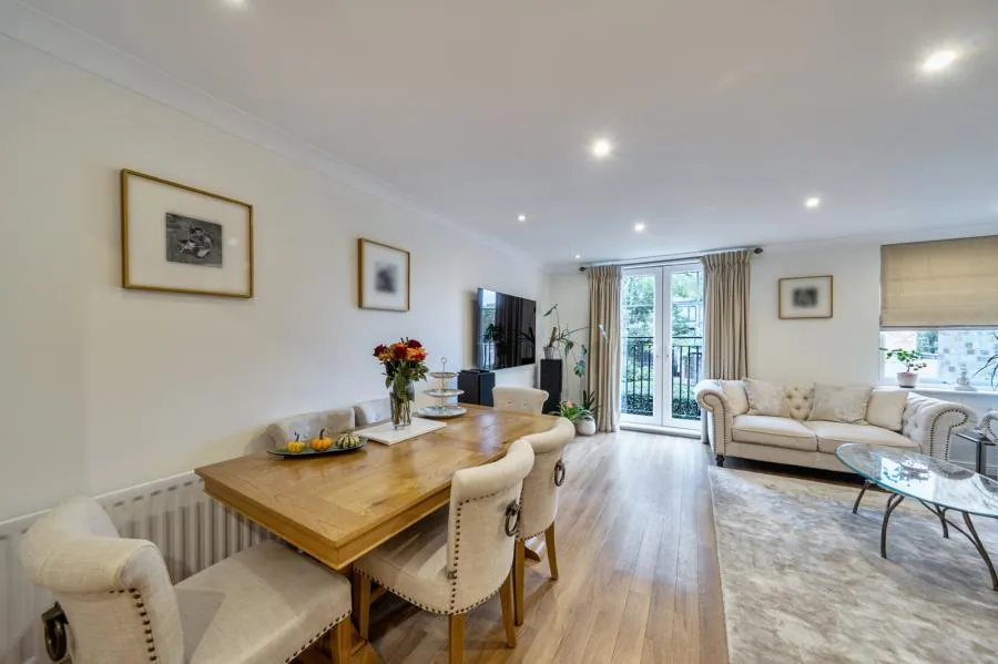 Finchley Lane, London, NW4, photo 14