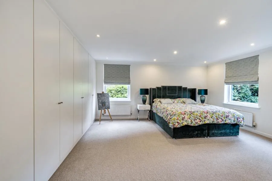 Finchley Lane, London, NW4, photo 17