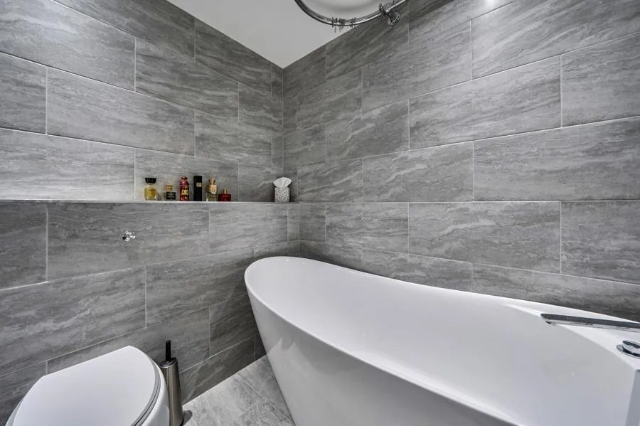 Finchley Lane, London, NW4, photo 20