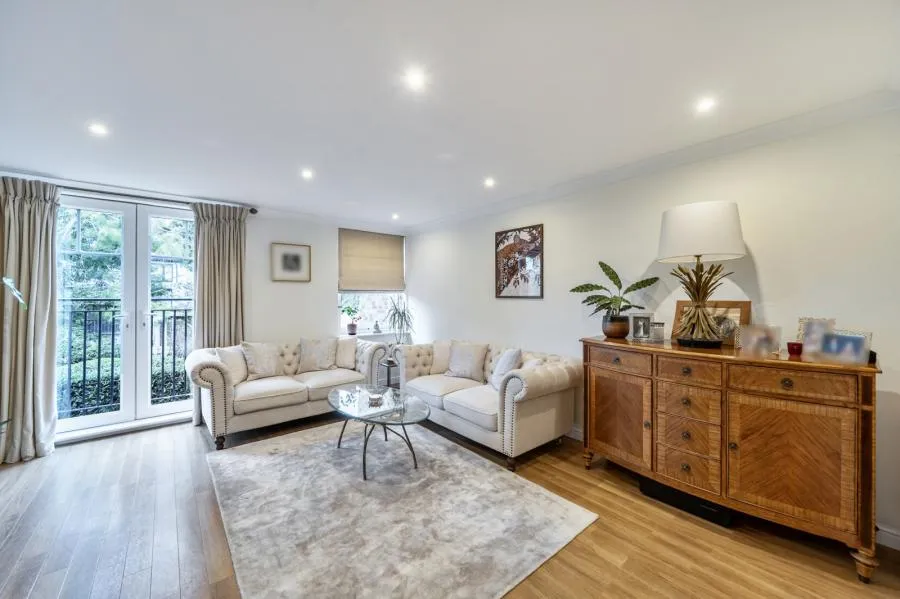Finchley Lane, London, NW4, photo 3