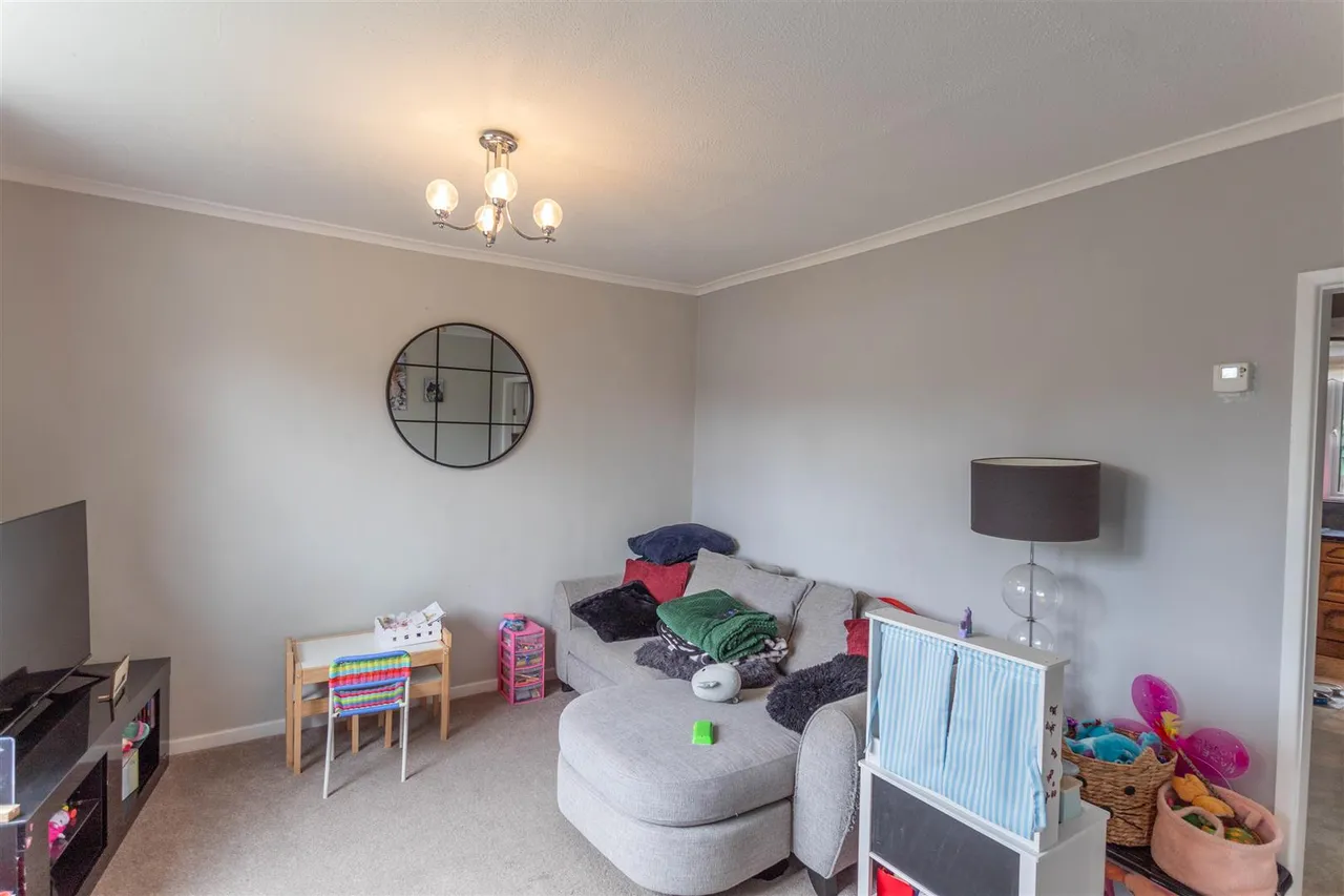 Ash Walk, Stradishall, CB8, photo 2