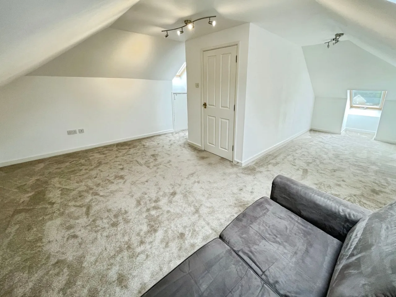 Leckwith Rise, Bridgend, CF31, photo 17