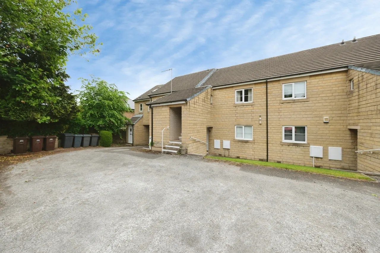 Clifford Road, Sheffield, S11, photo 3