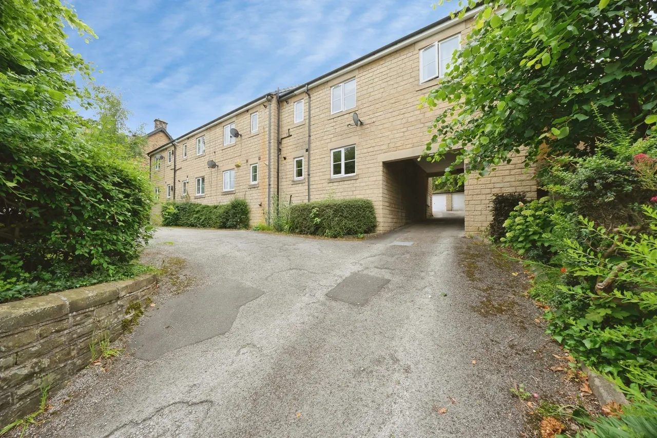 1 bed flat for sale — Clifford Road, Sheffield, S11