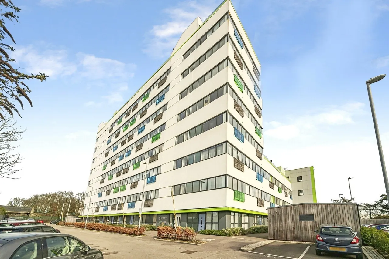 2 bed flat for sale — Kings Road, Stevenage, Hertfordshire, SG1