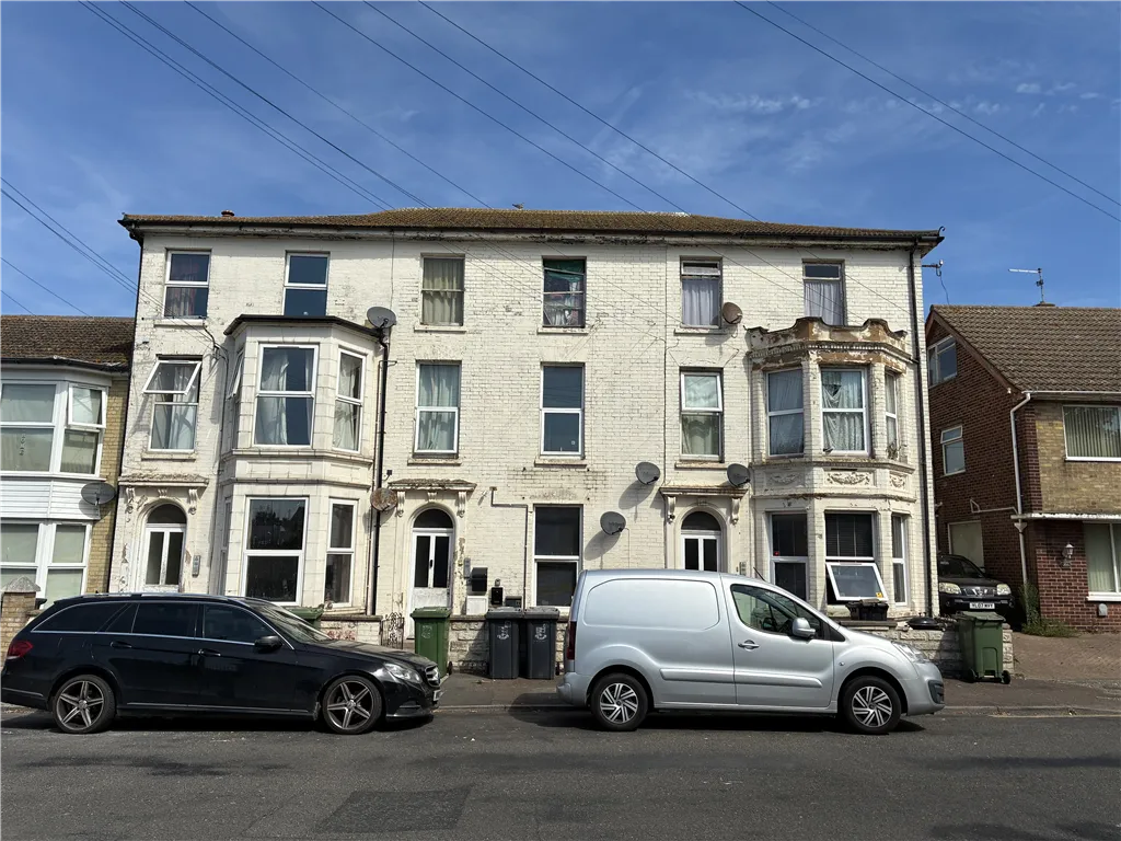 Queens Court, Great Yarmouth, NR30, photo 2