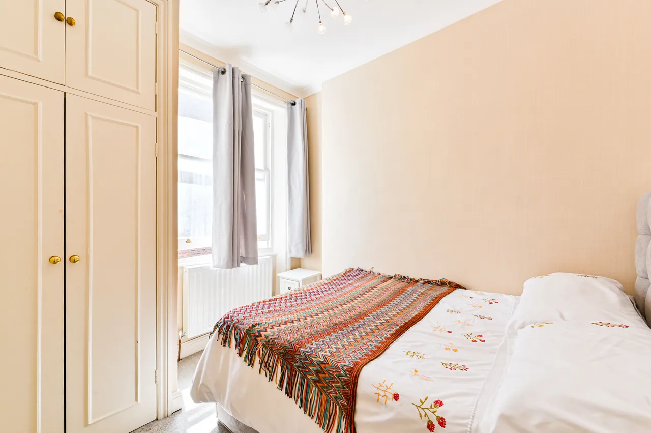 Flat 3, 9 Castletown Road, London, photo 7