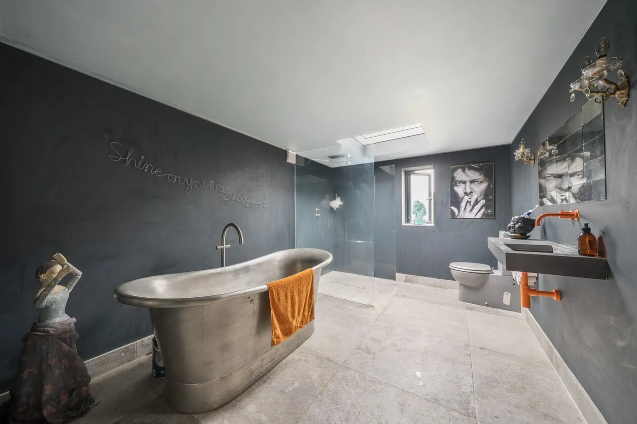 Rodden Road, Frome, BA11, photo 17