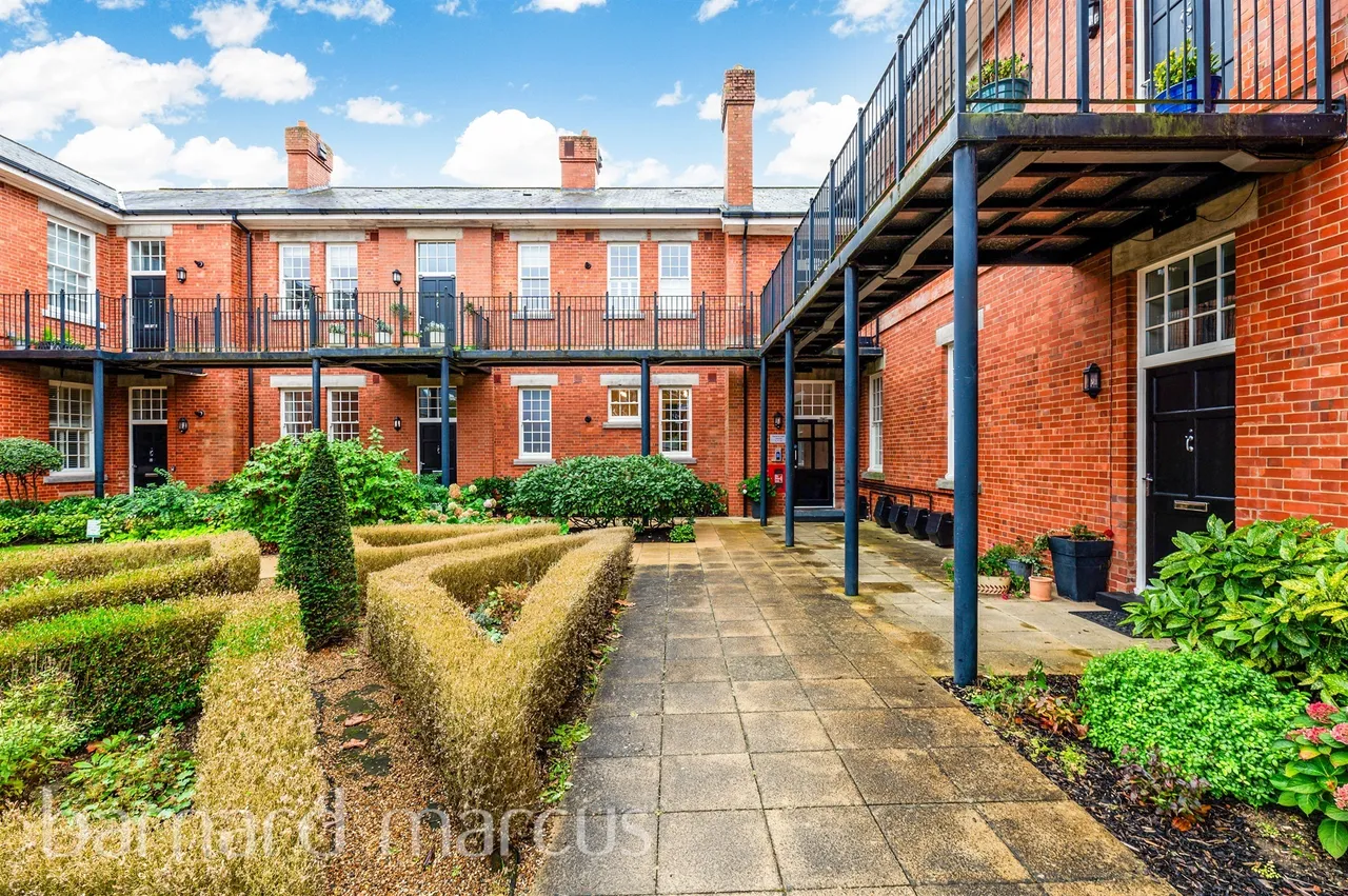 Glanville Way, Epsom, photo 9
