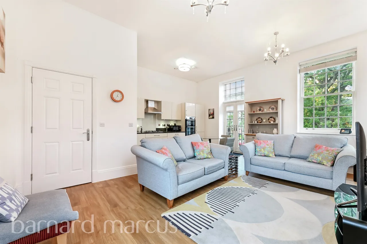 Glanville Way, Epsom, photo 2