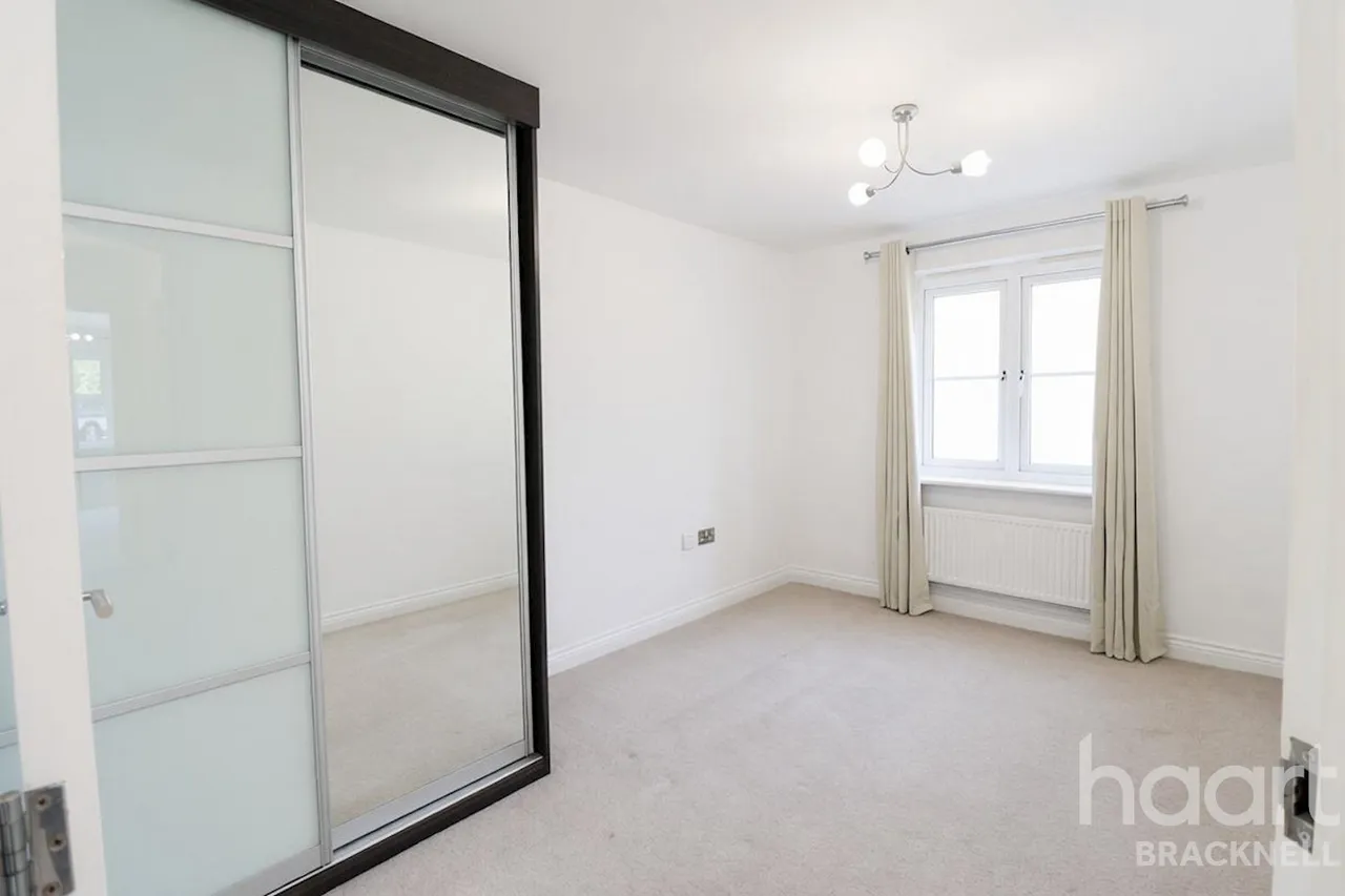 Waterloo Road, Crowthorne, RG45, photo 6