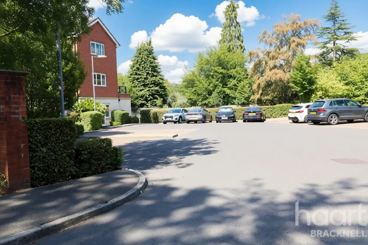 Waterloo Road, Crowthorne, RG45, photo 5