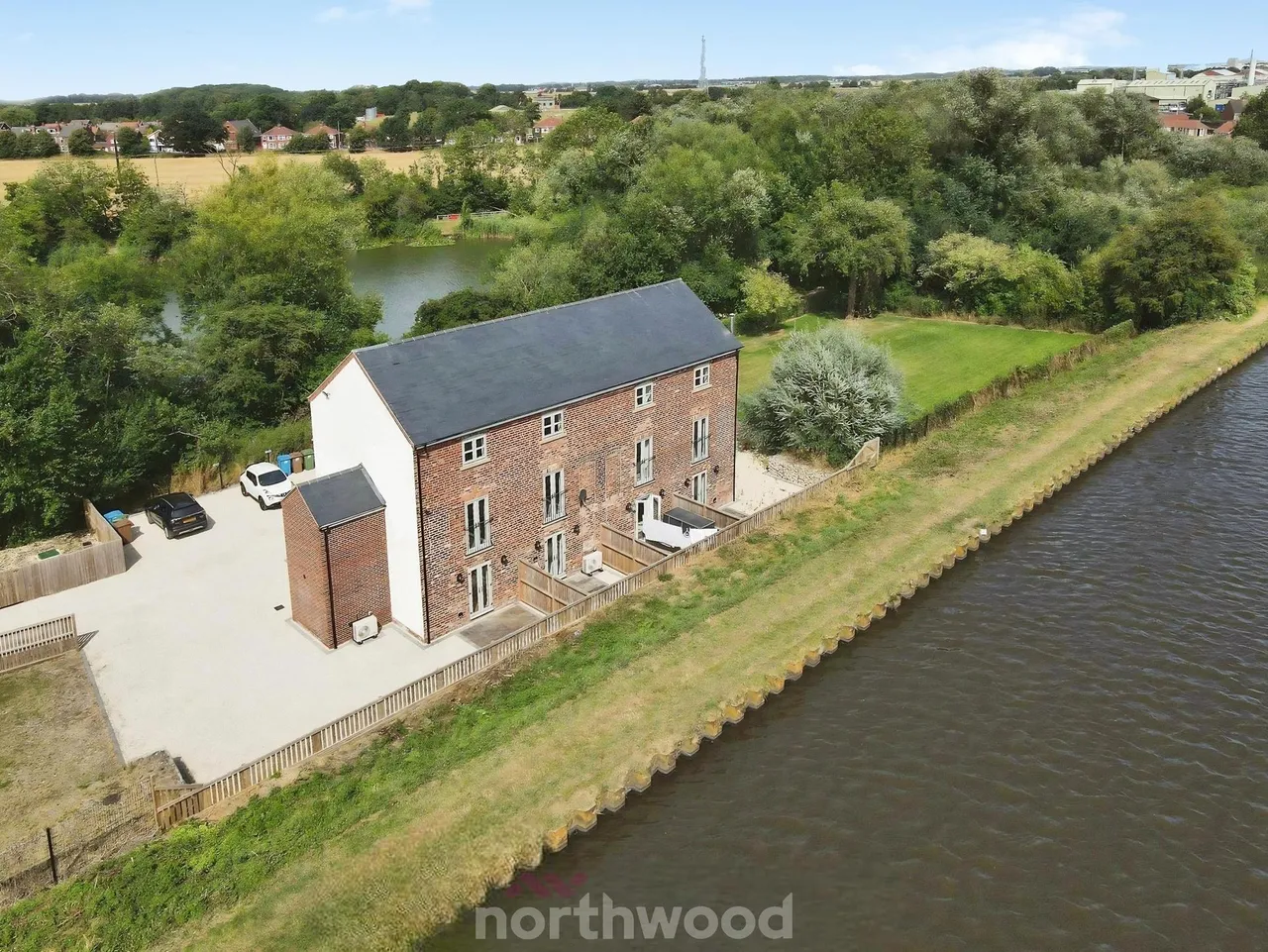 Spring Cottages, Sugar Mill Ponds, DN14, photo 12