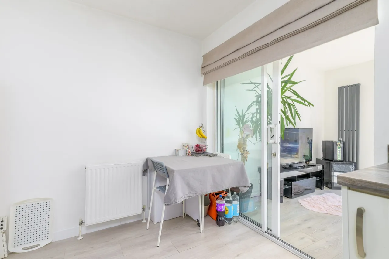 Wayfarers Drive, Dalgety Bay, KY11 9GE, photo 10