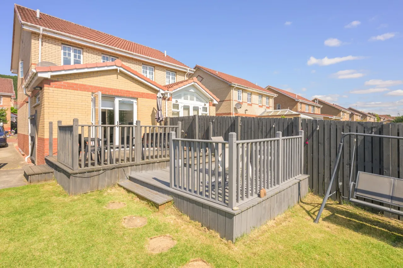 Wayfarers Drive, Dalgety Bay, KY11 9GE, photo 24