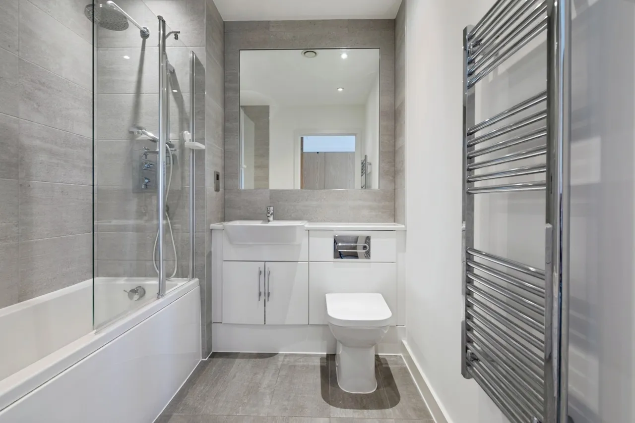 Cambridge Road, BARKING, Essex, IG11, photo 16
