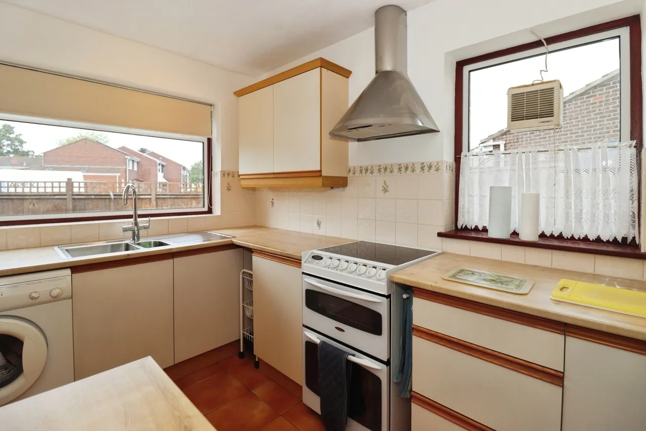 Witcombe, Yate, Bristol, Gloucestershire, BS37, photo 19