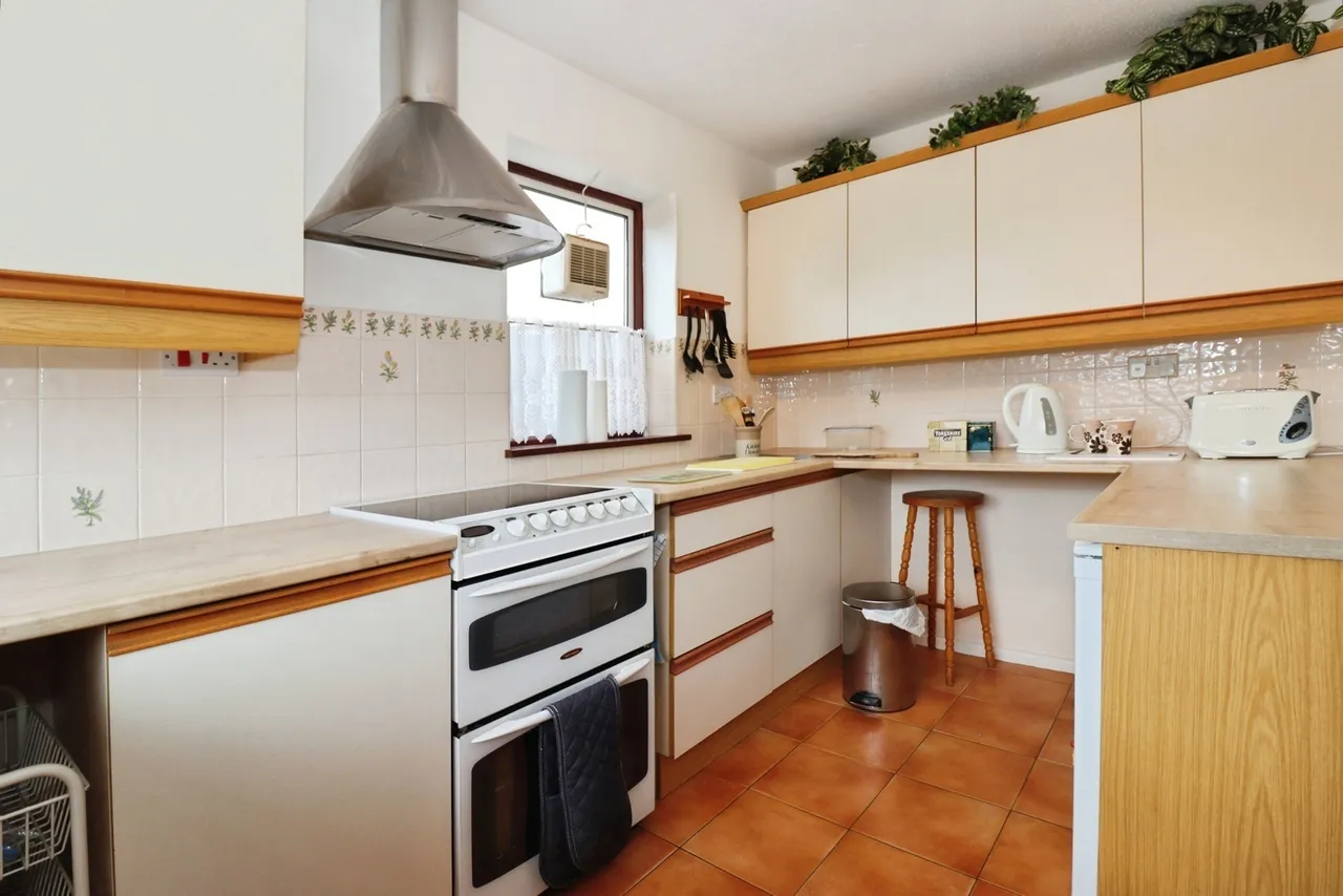 Witcombe, Yate, Bristol, Gloucestershire, BS37, photo 3