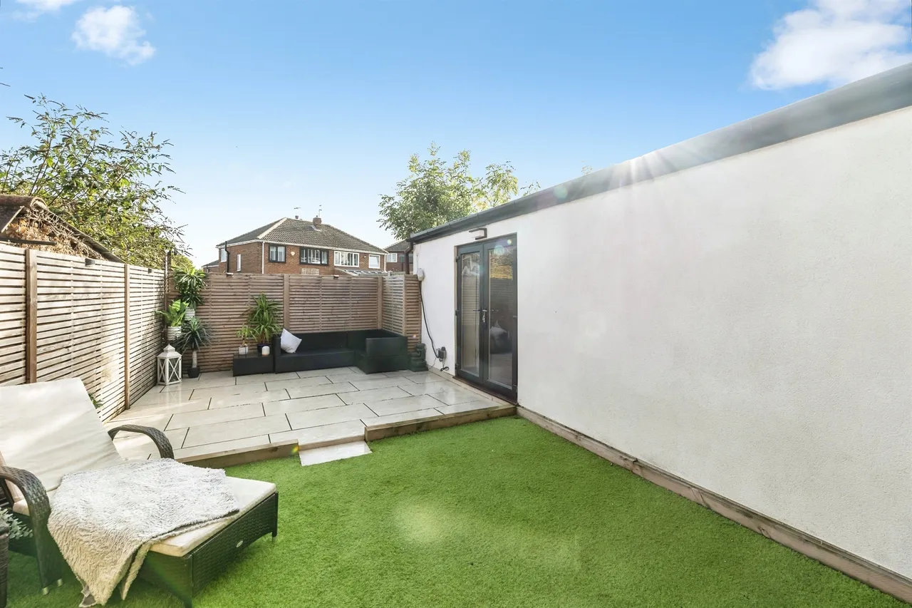 Leeds Road, Kippax, LS25, photo 12