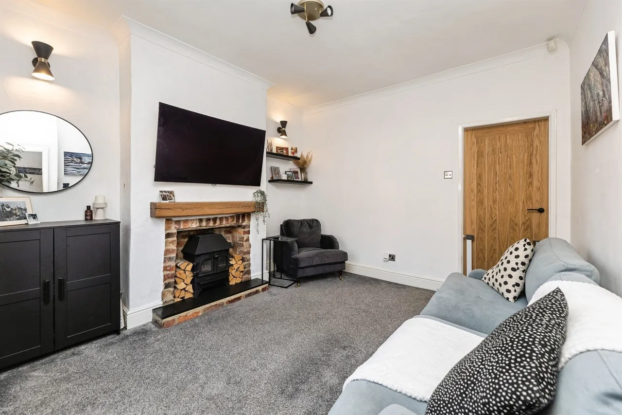 Leeds Road, Kippax, LS25, photo 5