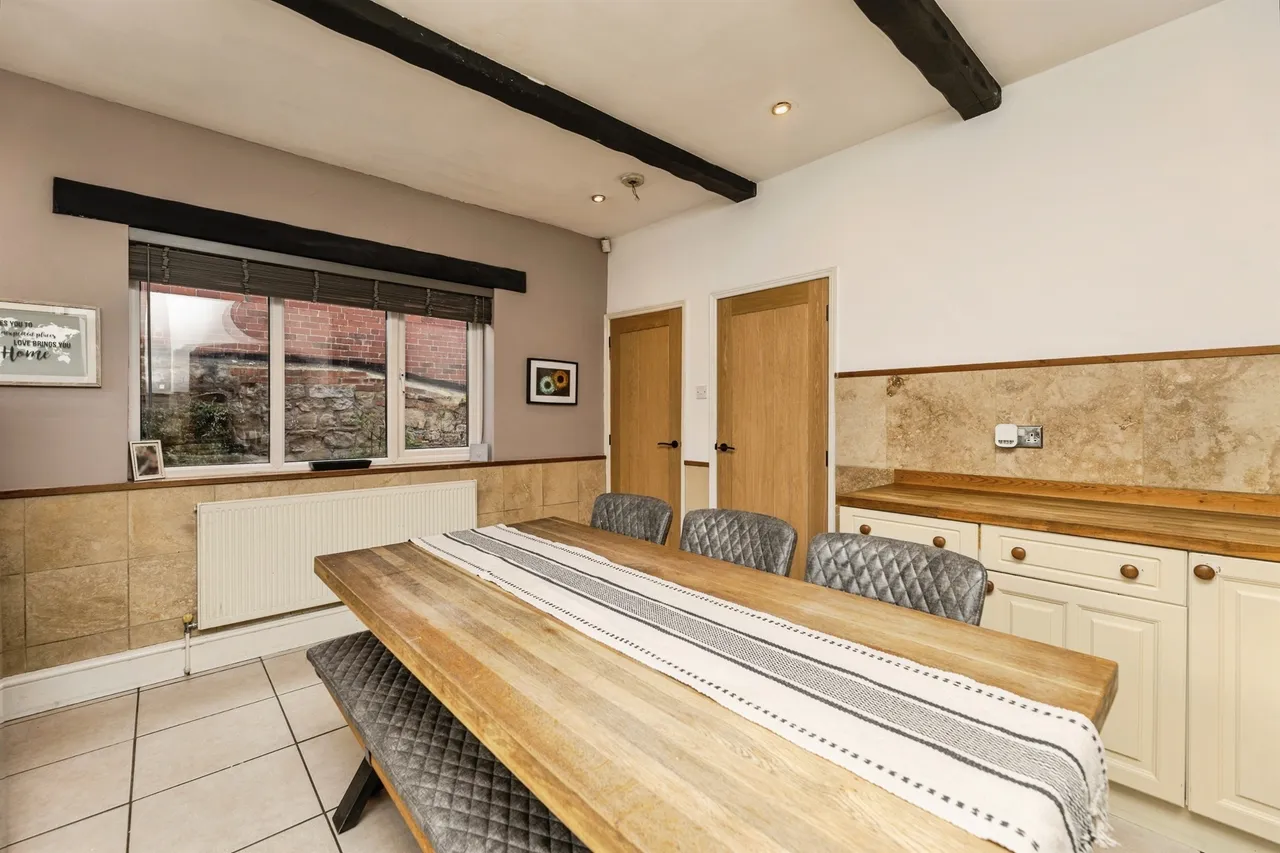 Leeds Road, Kippax, LS25, photo 6