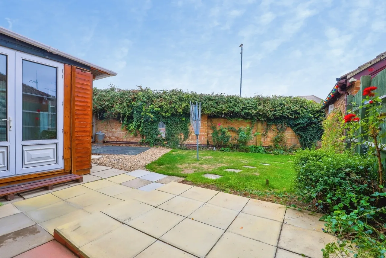 The Willows, Kemsley, ME10, photo 11