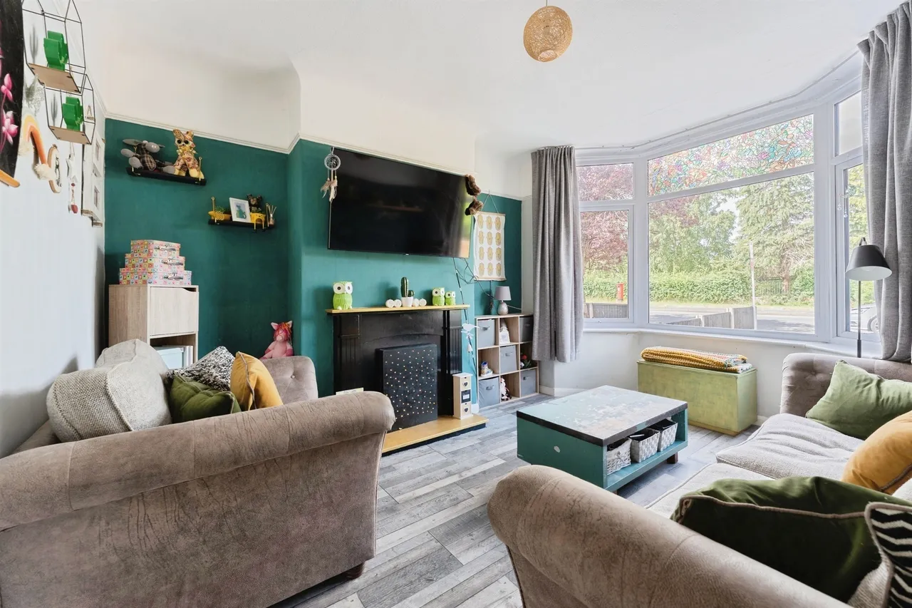 Chester Road, Whitby, CH66, photo 15