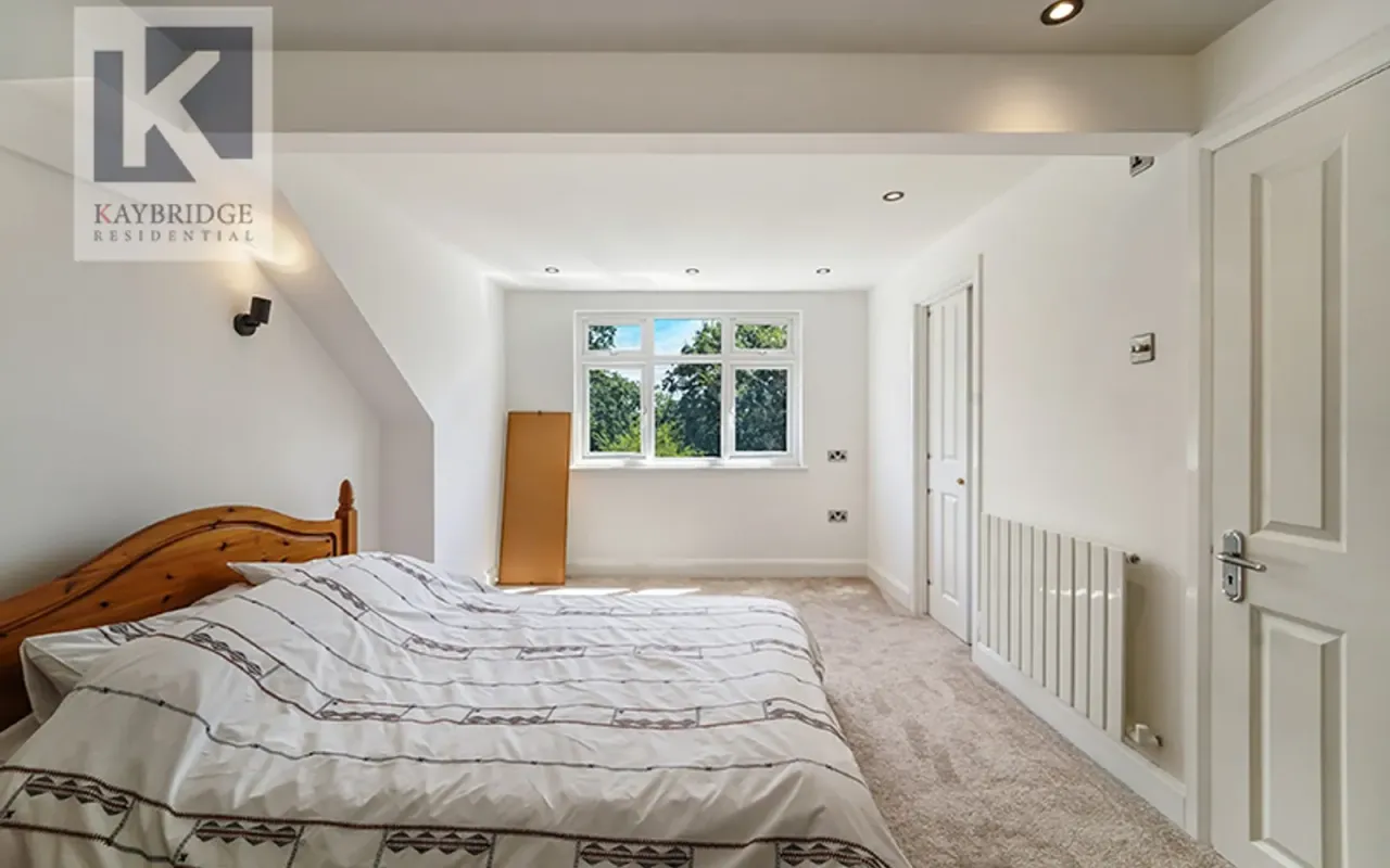 Raleigh Drive, Surbiton, KT5, photo 15