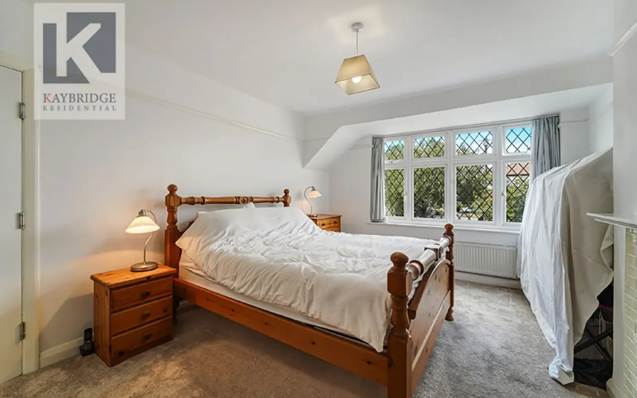 Raleigh Drive, Surbiton, KT5, photo 9